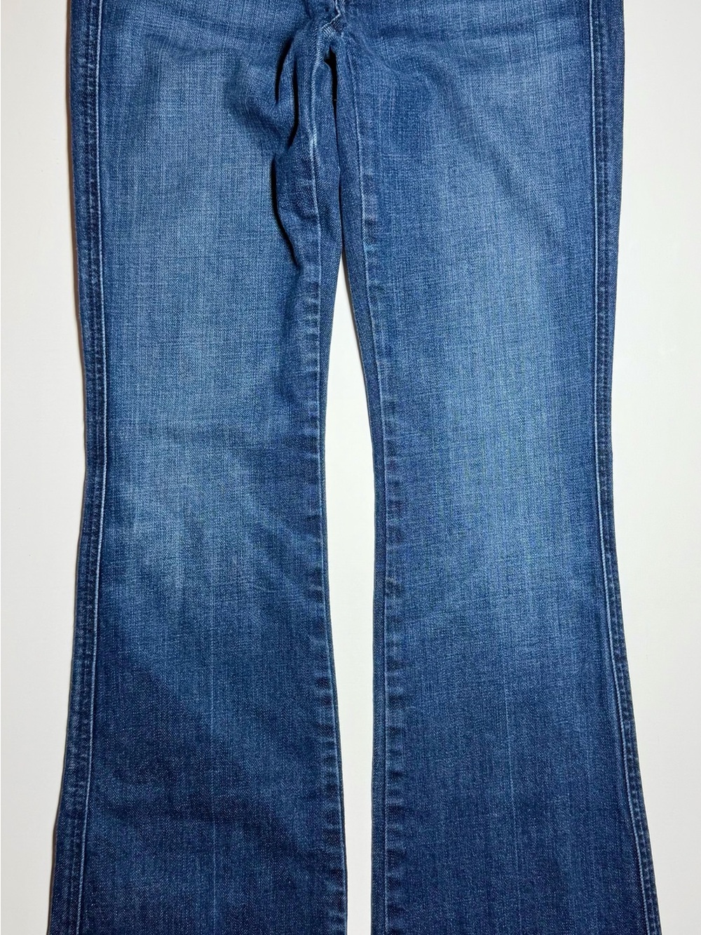 7 For All Mankind Bootcut Jeans Women’s 27‎ Medium Wash Stretch Denim